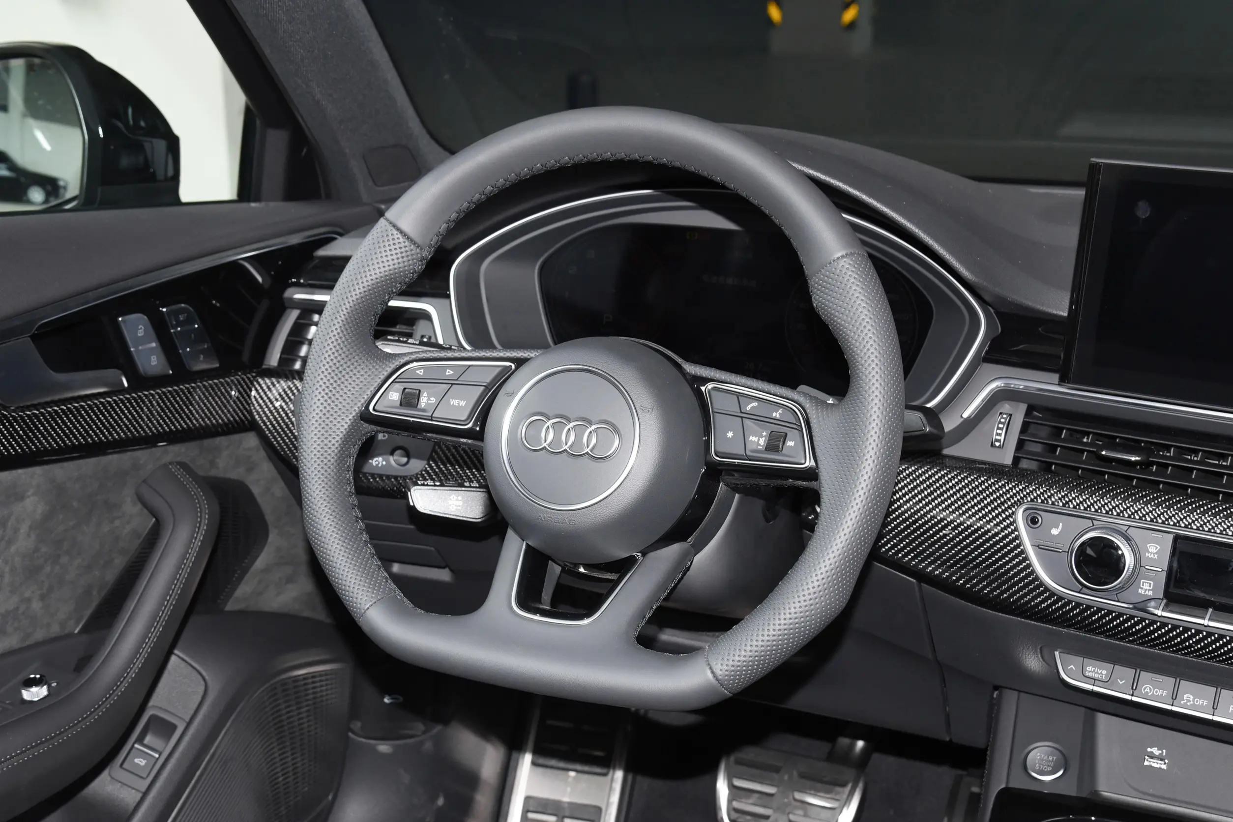 audi a4l 2024 интерьер-2