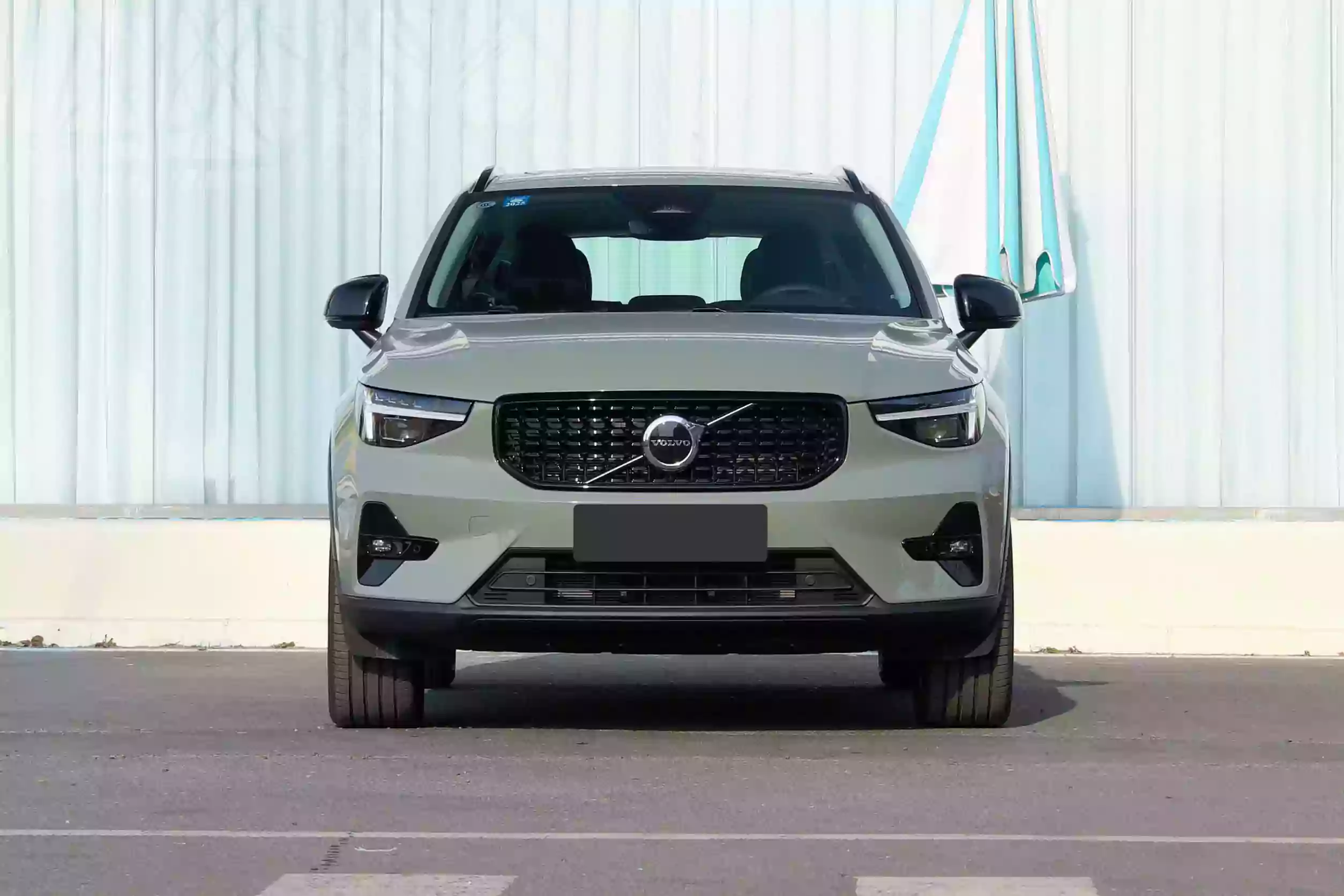 volvo xc40 2024 внешний вид-2