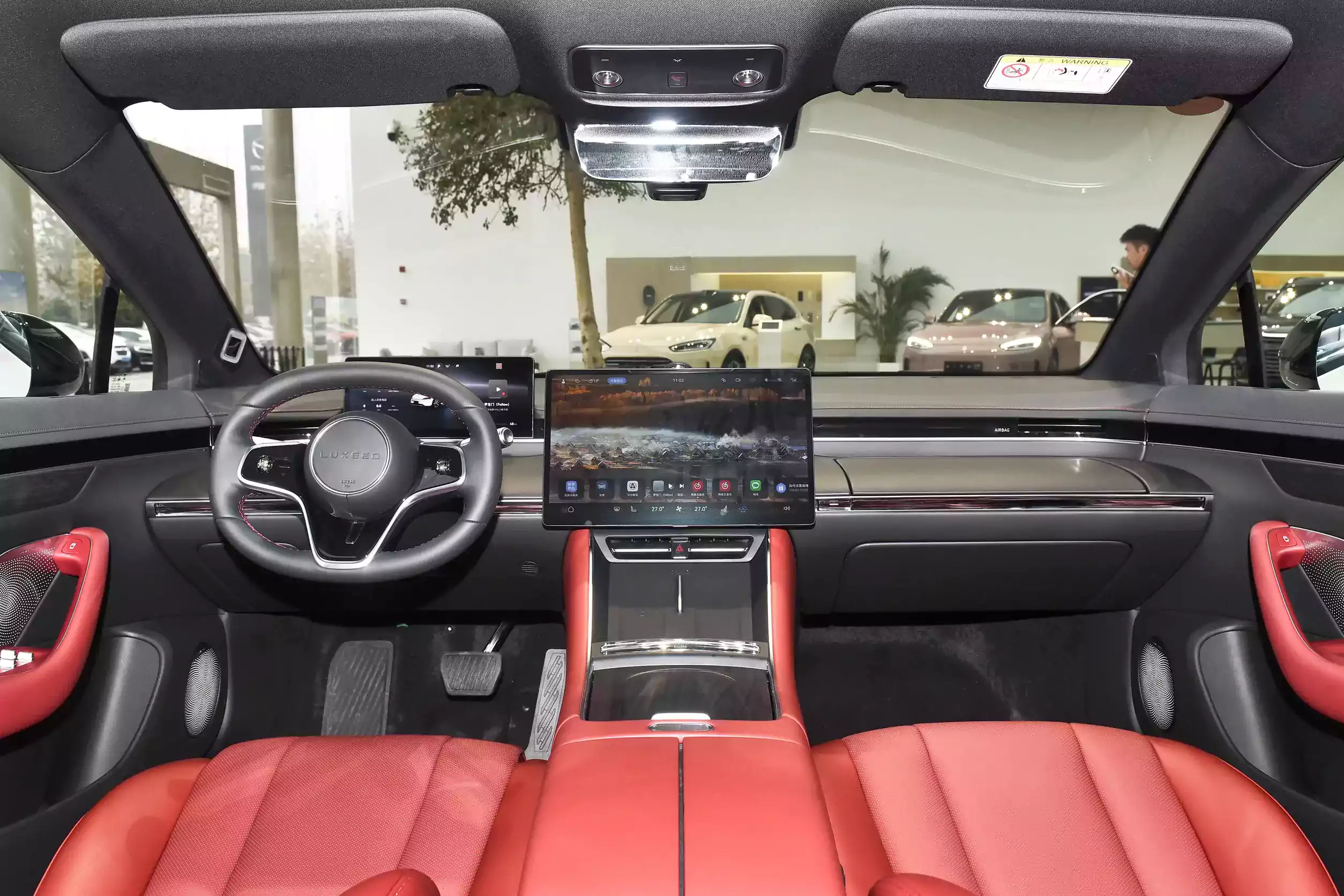 louxeed s7 2024 interior-1