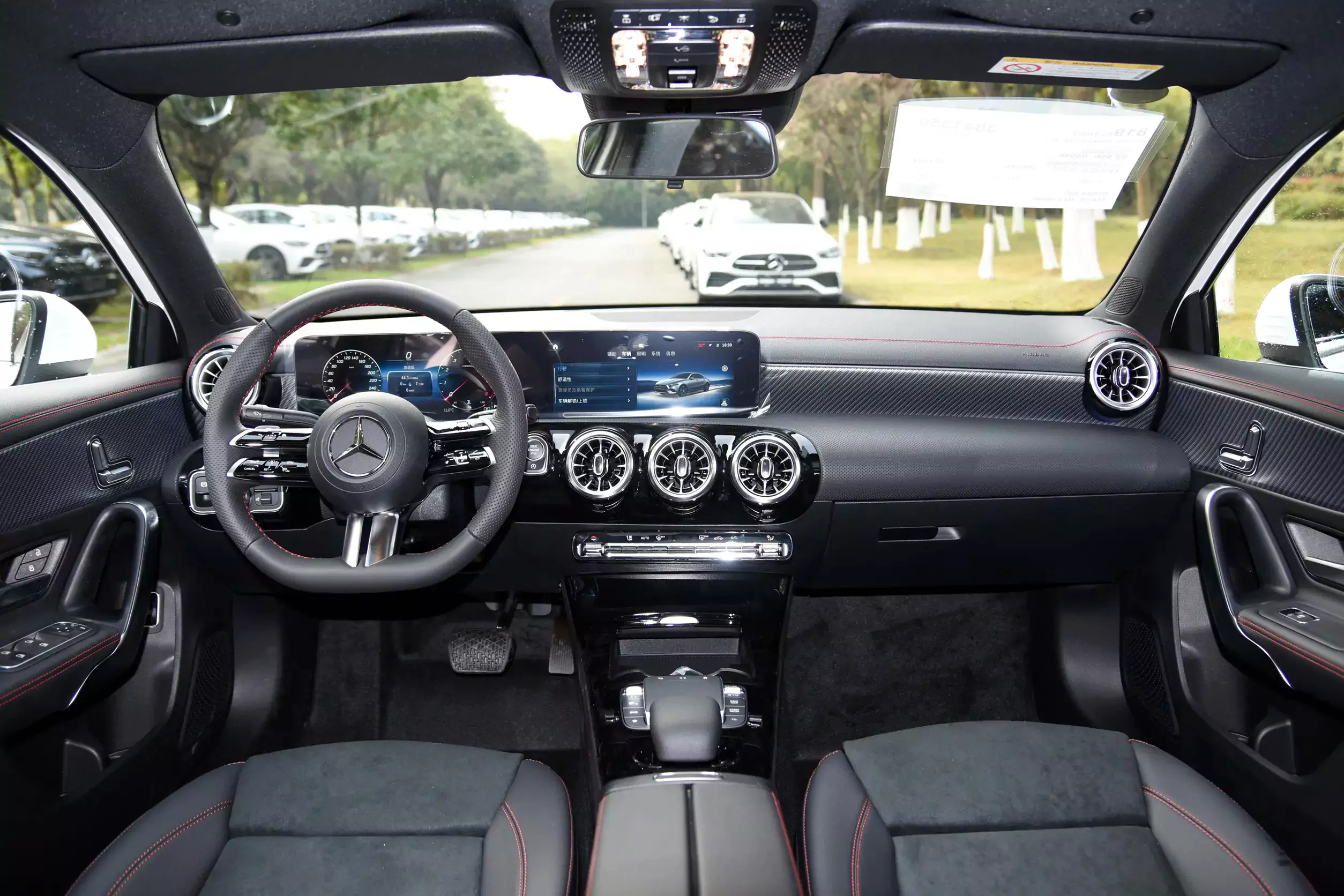 mercedes-benz a 200 l 2024 interior-1