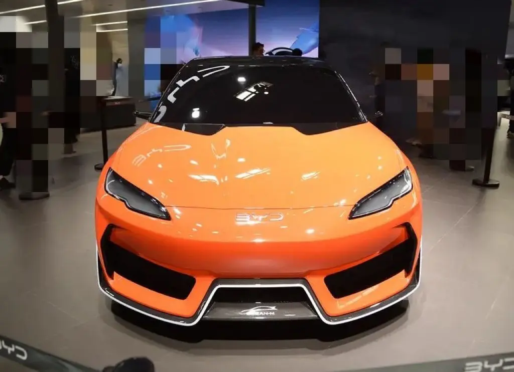 Автосалон BYD Ocean-M